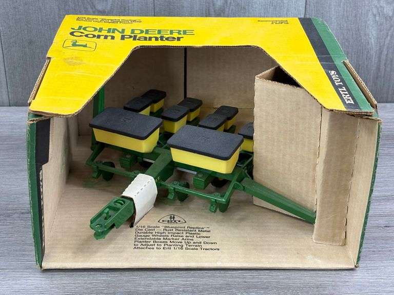 MARCH ONLINE FARM TOY AUCTION