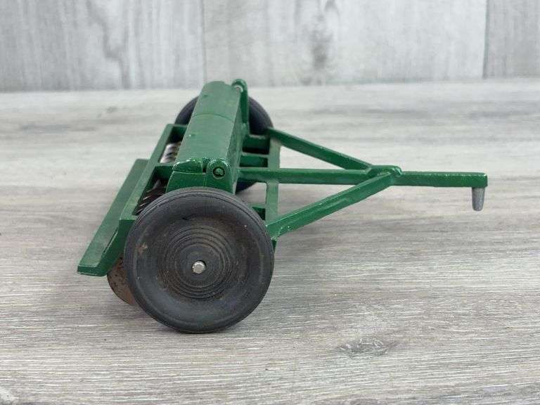 Oliver Superior Grain Drill, 1/16, Slik, #9837