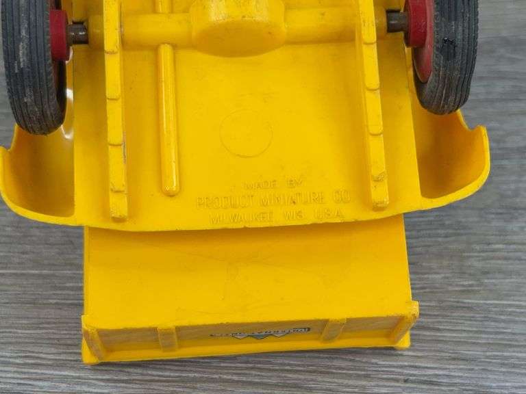 International Pickup Truck, 9 1/2”L, Product Miniatures Co.