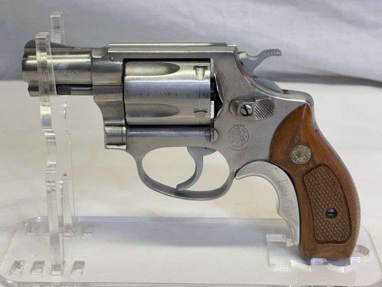 Smith & Wesson Model 60 .38 Spl Double Action Revolver, Serial #R107081, 2” Barrel, Original Box, Cleaning Rod, Tyler’s Grips
