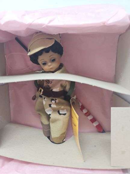 Madame Alexander, Welcome Home 1991, Armed Forces Doll