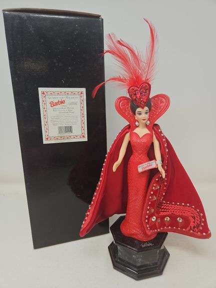 Bob Mackie Queen of Hearts Barbie Musical Statue