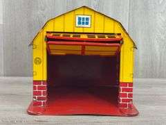 Marx Toys Tin Barn W/Working Door, 10 1/2”Wx8 1/4”Dx7 3/4”H
