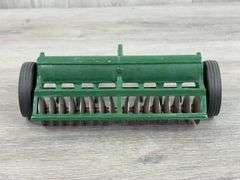 Oliver Superior Grain Drill, 1/16, Slik, #9837