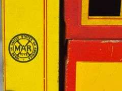 Marx Toys Tin Barn W/Working Door, 10 1/2”Wx8 1/4”Dx7 3/4”H