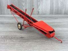 Tru-Scale Elevator, 1/16, Carter