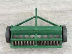 Oliver Superior Grain Drill, 1/16, Slik, #9837