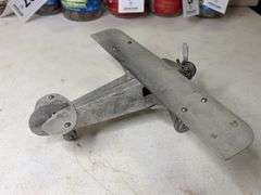 Metalcraft Model Toy Airplane “Spirit of St. Louis”