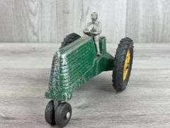 Oliver 70 NF W/Driver, 1/16, Slik-Toys