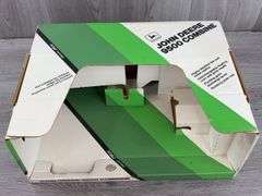 John Deere 9500 Combine-1/28, Stock #546 & 4-Row Planter-1/16, Stock #539 Empty Boxes, Ertl