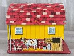 Marx Toys Tin Barn W/Working Door, 10 1/2”Wx8 1/4”Dx7 3/4”H