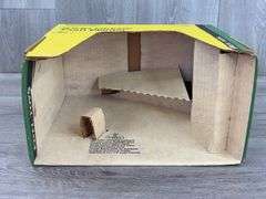 John Deere Titan Combine-1/24, Stock#524 & Corn Planter-1/16, Stock #595 Empty Boxes, Ertl Toys