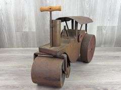 Keystone Ride-On Steam Roller, 20”L, Metal & Wood