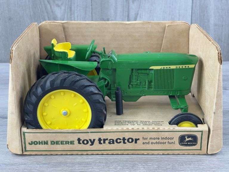 John Deere 4020 WF, 1/16, Ertl, Stock #547