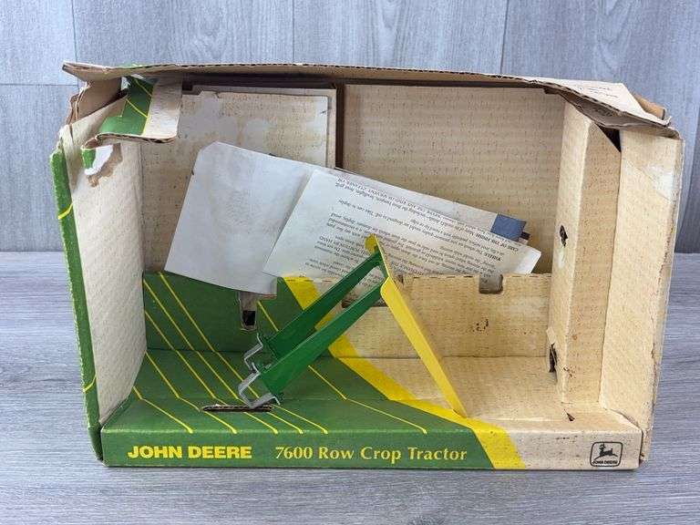 John Deere 7600 Row Crop Empty Box & ROPS Attachment