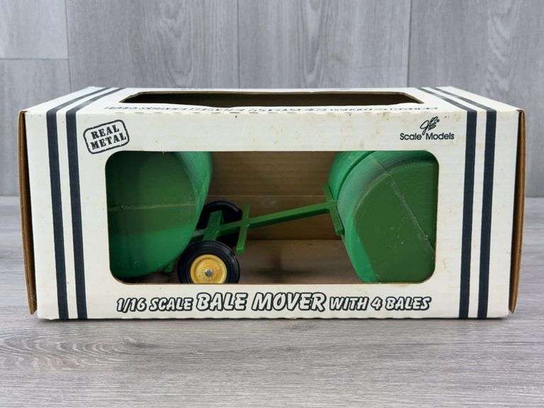 Bale Mover W/4 Bales, 1/16, Scale Models