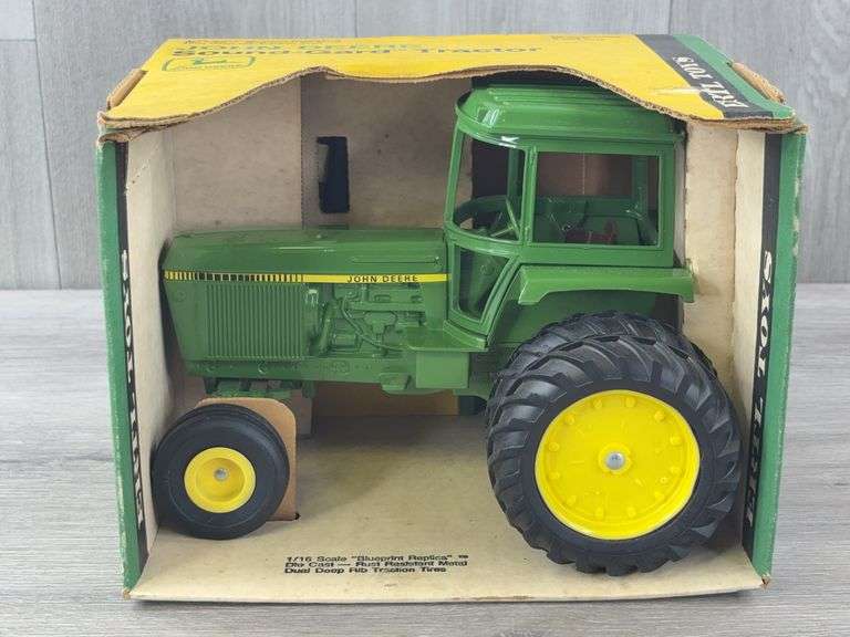 John Deere Sound-Gard WF Duals, 1/16, Ertl Toys