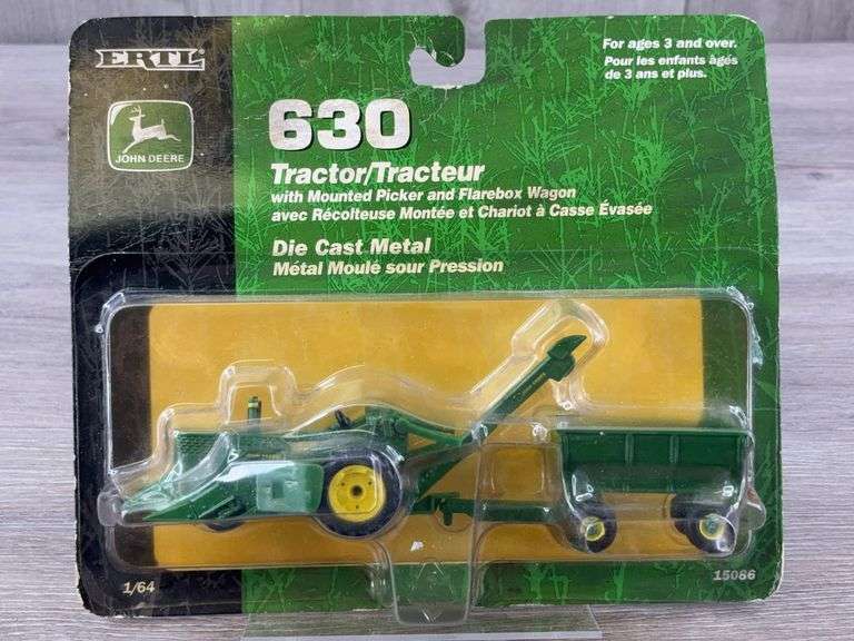 John Deere 630 W/Mounted Picker & Flarebox Wagon, 1/64, Ertl