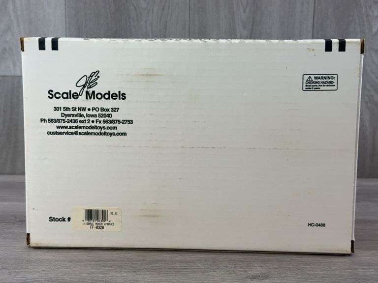 Bale Mover W/4 Bales, 1/16, Scale Models