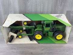 John Deere 8650 4WD Duals Tractor & Disk Set, 1/16, Ertl