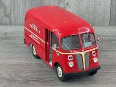 1949 International KB Metro IH McCormick Farmall Parts/Equipment Sales/Service Van, 1/25, First Gear, Clear Case Included
