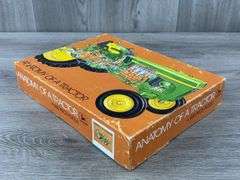John Deere Anatomy Of A Tractor 500 Piece Puzzle, Sealed