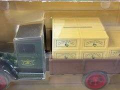 1931 Hawkeye Crate John Deere Delivery Truck Bank, 1/34, Ertl, Plastic Front Is Cracked