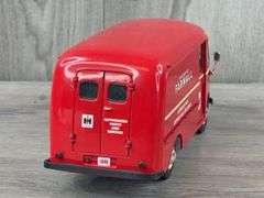 1949 International KB Metro IH McCormick Farmall Parts/Equipment Sales/Service Van, 1/25, First Gear, Clear Case Included