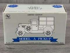 White-New Idea Ford Model A Pickup Bank, 1/25, SpecCast, 1992 Farm Show Edition, No. 2