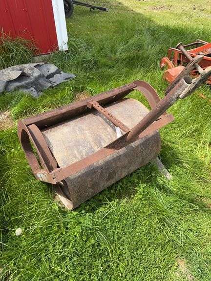 32” Lawn Roller