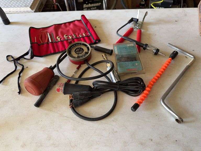 Mac Tools Engine Vacuum Tester and Automotive Tools