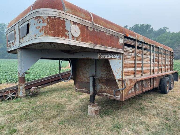 Ponderosa Livestock trailer