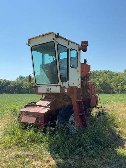 McCormick International 303 Parts Combine