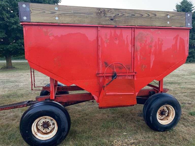 Hopper Wagon