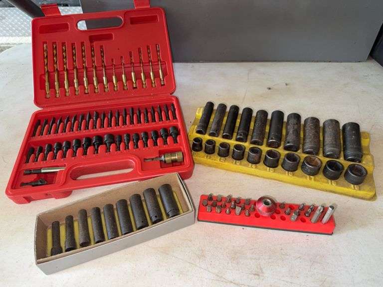 Mac Tools Quick Connect Bit Set and Impact Sockets