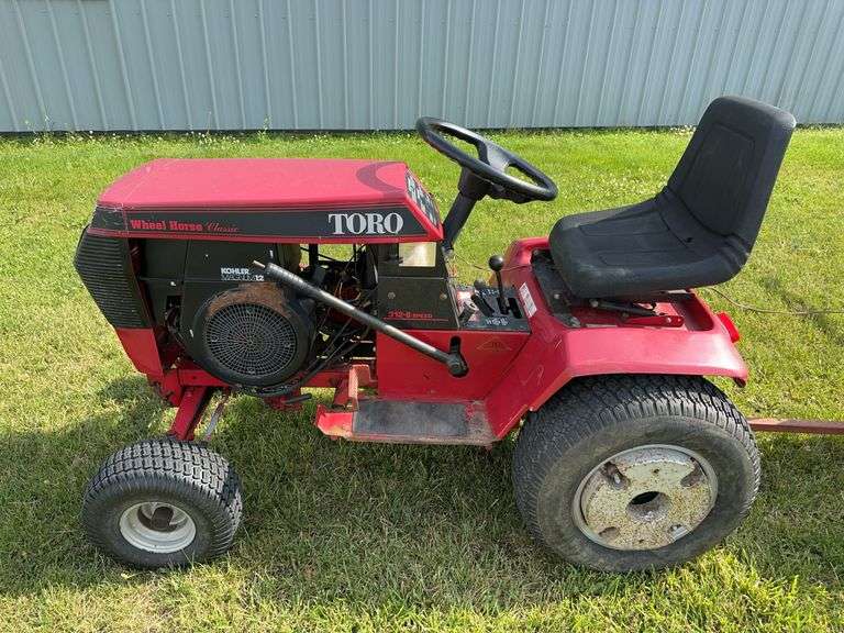 Toro Wheel Horse Classic 312-8 Speed Garden Tractor Riding Mower