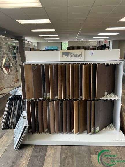 8 Shaw Flooring Displays