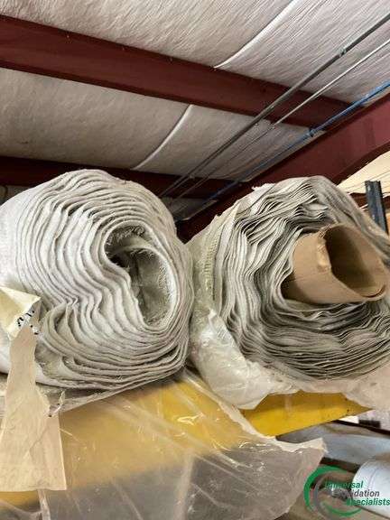 2 rolls of carpet Reminence