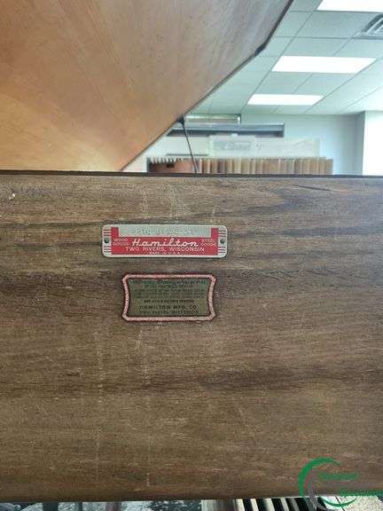 Hamilton Draft Table