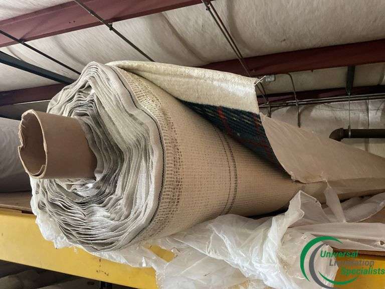 2 rolls of carpet Reminence