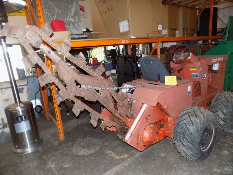Ditch Witch 4WD Trencher