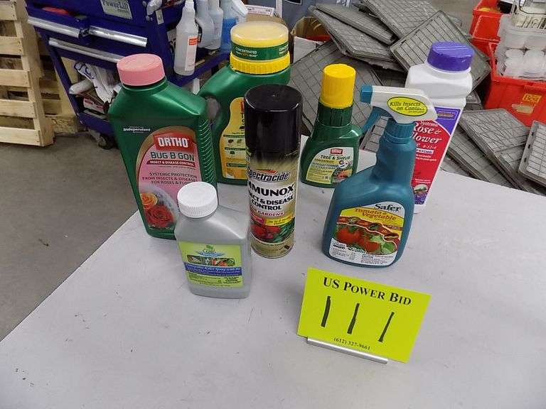 Assorted Garden & Lawn Chemicals