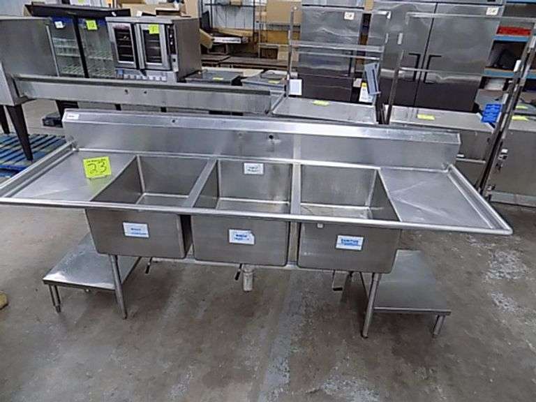 Winn Holt SS 3 Compartment Sink