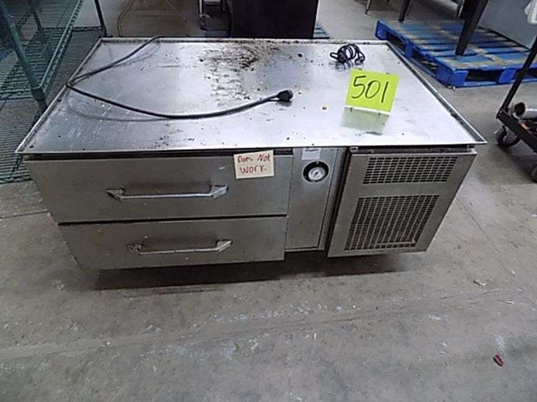 Refrigerated Equip Stand - DOES NOT WORK