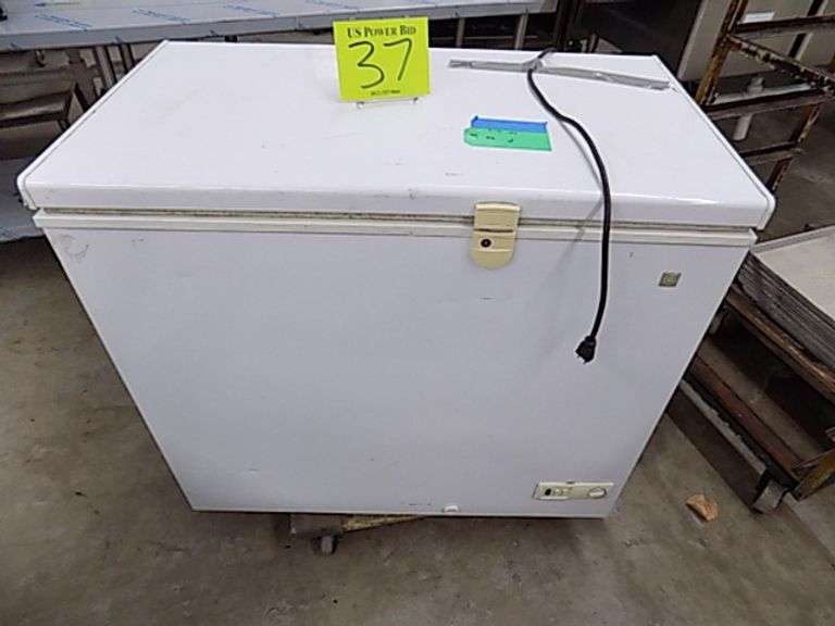 GE Chest Freezer