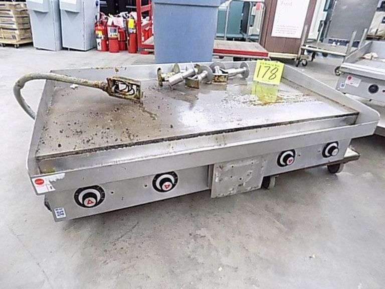 Vulcan Electric 4 Burner Griddle