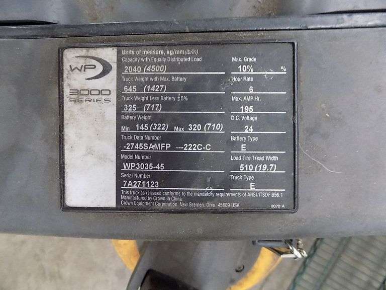 Crown WP 3235-45 Electric Pallet Jack