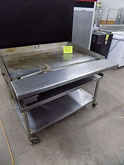 Imperial Nat Gas Griddle w/ SS Equip Stand