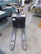 Crown WP 3235-45 Electric Pallet Jack