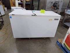 Frigidaire Commercial Chest Freezer
